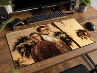 Alfombrilla The Six diseño Cinemático sobre un escritorio gaming